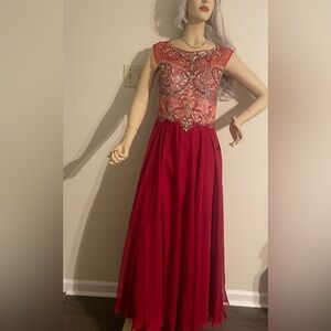 ALYCE Black Label formal gown